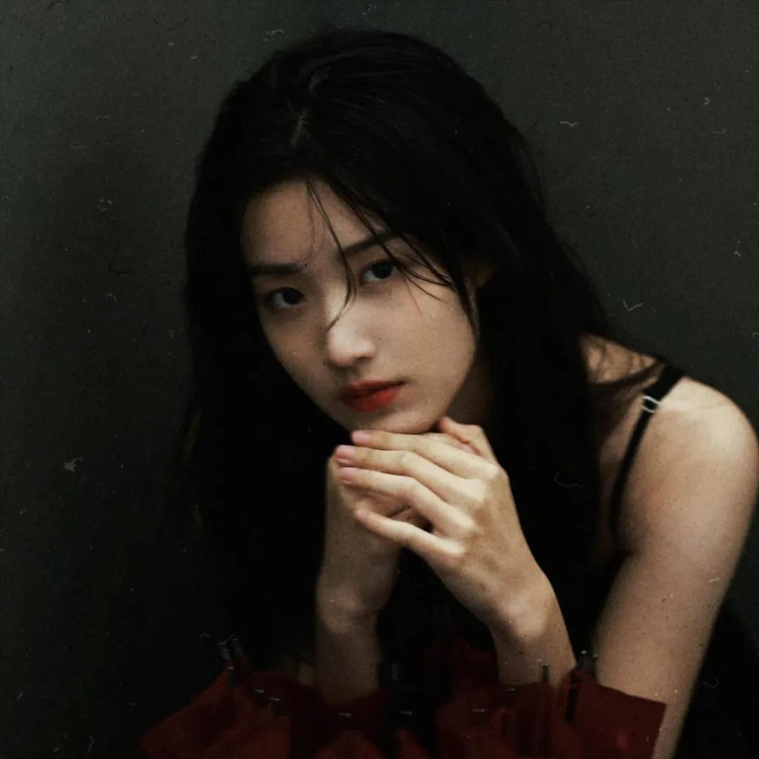 巴黎窈窕熟女